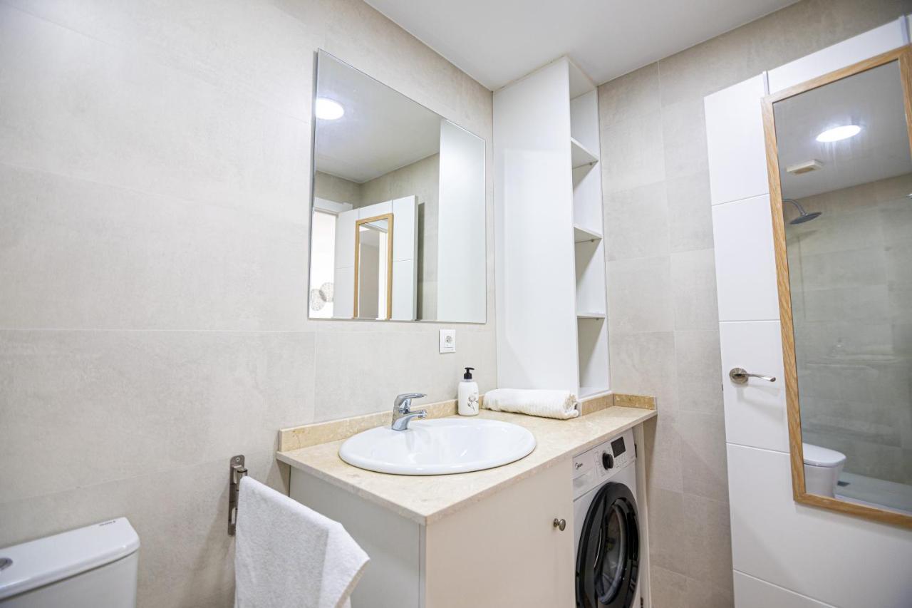 Sunstay Seaside Flat I Puerto Marina Benalmadena Luaran gambar